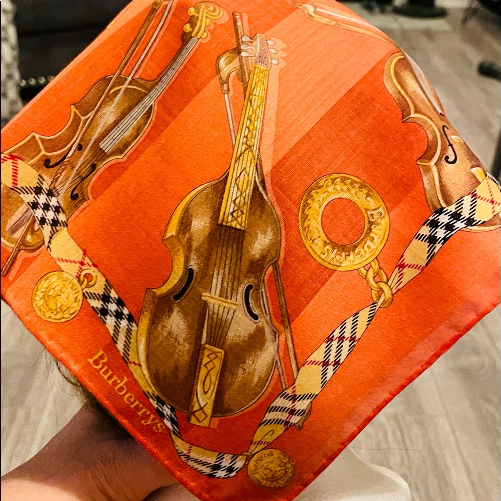 Vintage Burberry musical silk/cotton scarf 10/10 clean